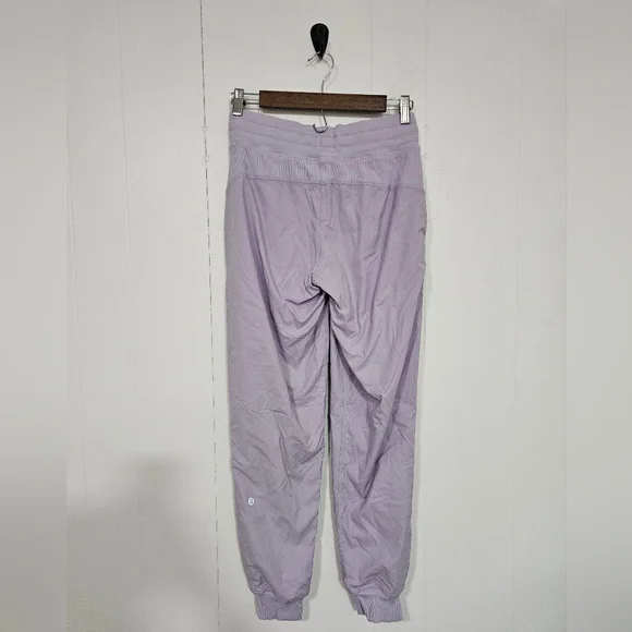 Lululemon Dance Studio Mid-Rise Jogger *Full Length - Picture 4 of 7